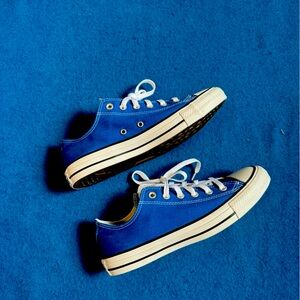 Unisex Converse Brand Royal Blue Sneakers Men’s 7.5 / Women’s 9.5